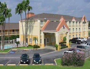 Super 8 by Wyndham Harlingen TX Hotel Eksteriør billede