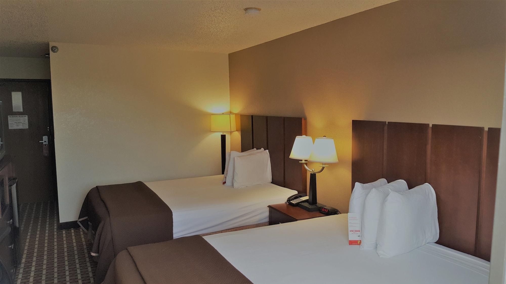 Super 8 by Wyndham Harlingen TX Hotel Eksteriør billede