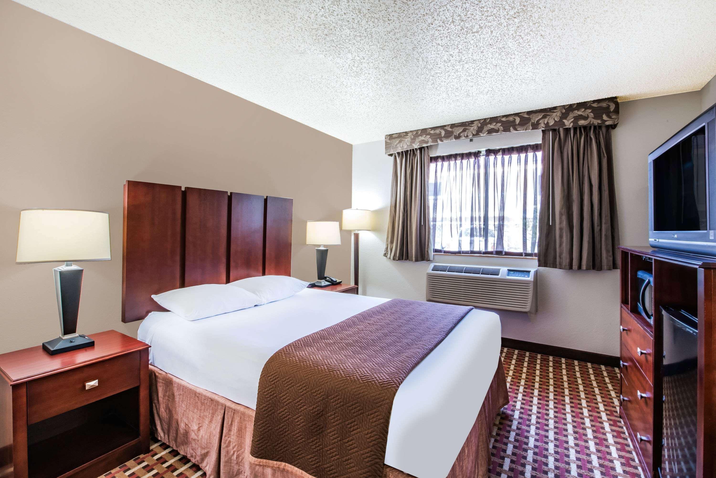Super 8 by Wyndham Harlingen TX Hotel Eksteriør billede