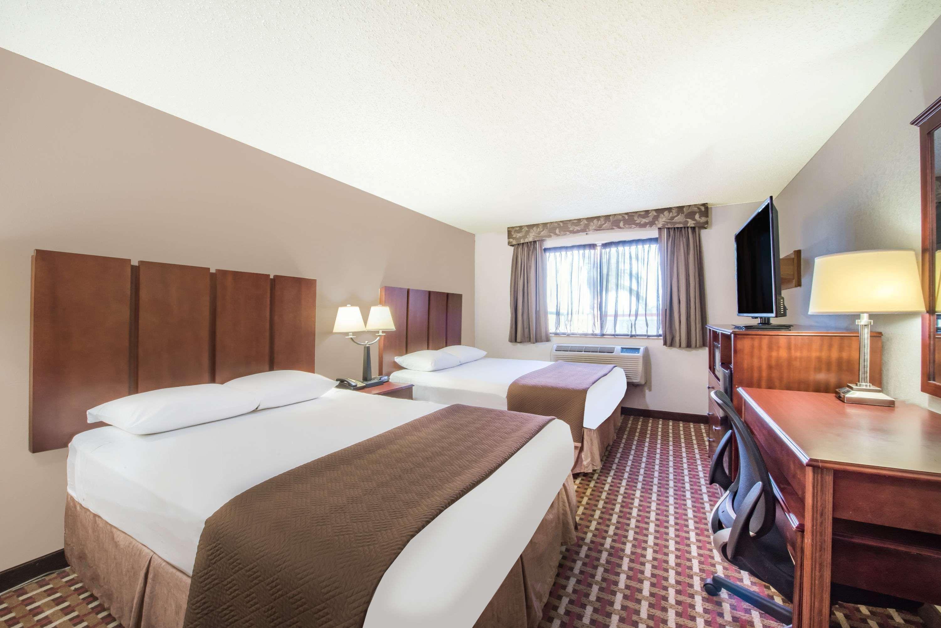 Super 8 by Wyndham Harlingen TX Hotel Eksteriør billede